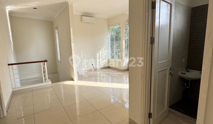 Disewakan Rumah Bagus Cluster Chalcedony Phg Gading Serpong 2