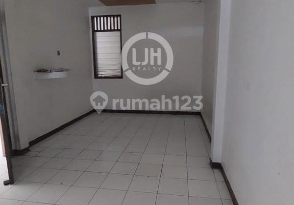 For Sale 2-Story House in Sector 8A Gading Serpong - Strategic Location &amp; Move-In Ready 2