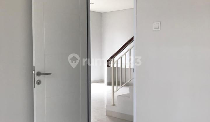 Disewakan Rumah Hook Bagus Strategis Cluster Boston Gading Serpong Disewakan Rumah Hook Bagus Strategis Cluster Boston Gading Serpong