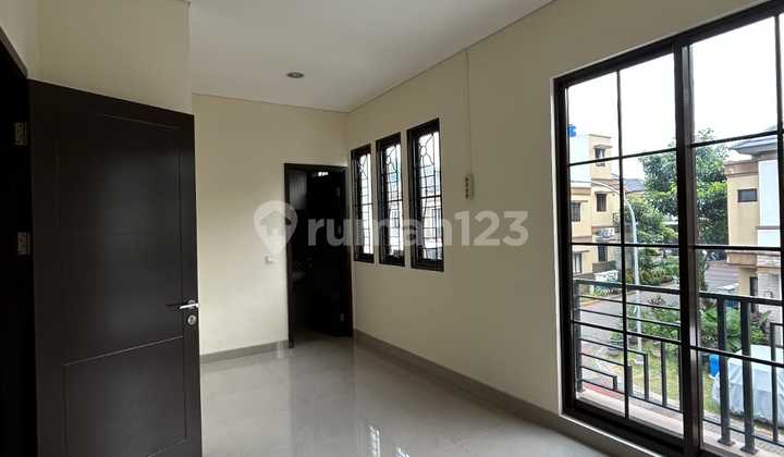 Dijual Cepat Rumah Bagus Rapih Siap Huni Cluster Zeva Savia Bsd City 2