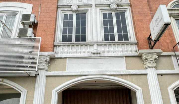 Disewakan Ruko 3lt bebas parkir berbayar Bolsena Gading Serpong