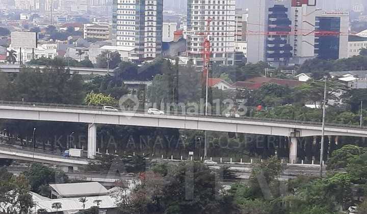 Apartemen Nyaman Dengan View tTman dan Jalan Layang di Jakarta Barat 1