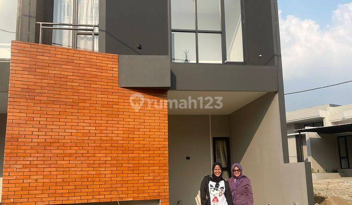 De Shilla Permana Rumah di Ciuyah Cimahi Utara Dkt Pemkot Cimahi