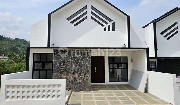 Rumah Murah di Jatihandap Islamic Centre Dkt Padasuka Antapani Rumah Murah di Jatihandap Islamic Centre Dkt Padasuka Antapani