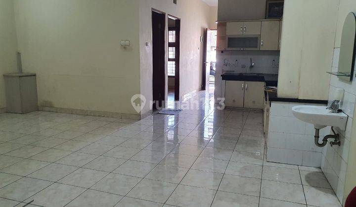 For Rent Rumah di Komplek Kembar Timur 5
