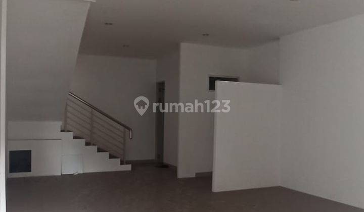 For Rent 2 Unit Ruko Rendeng Tengah Kota Hadap Timur  1