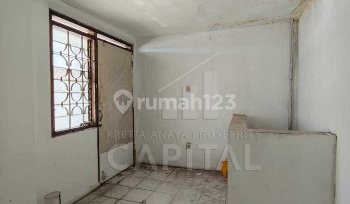 Shop House Spacious Suitable for Any Business on Sudirman Street Bandung