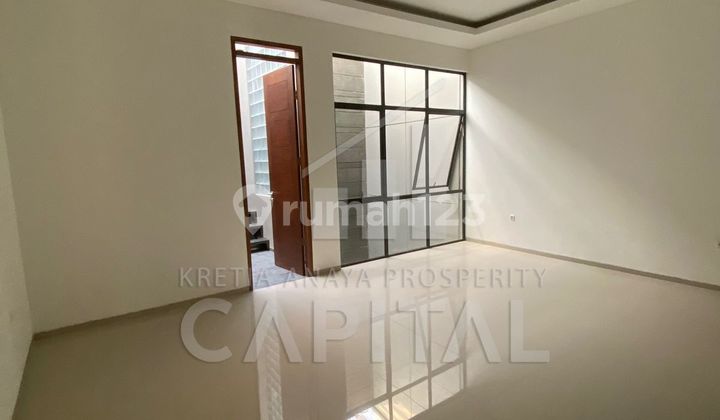 Turun Harga Satu Unit Rumah Baru 2 Lantai Siap Huni di Mekar Wangi Bandung