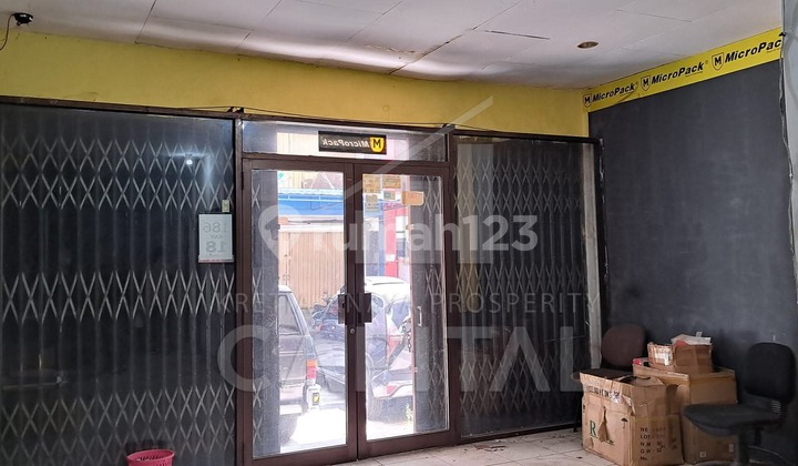 Ruko Cihampelas 4 Lantai dengan Lokasi Strategis di Pusat Kota Siap Bawa Cuan Ruko Cihampelas 4 Lantai dengan Lokasi Strategis di Pusat Kota Siap Bawa Cuan