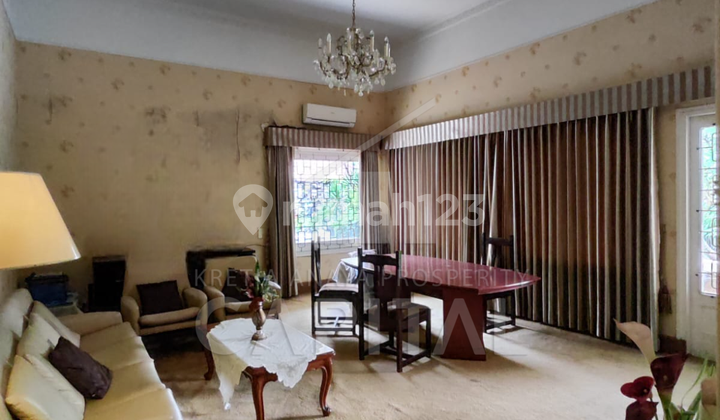 Bangunan Heritage Mewah dengan Halaman yang Luas Cocok untuk Hotel dan Kawasan Wisata Lainnya