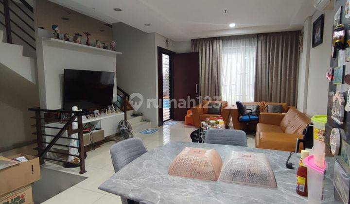 Apartemen Puri Mansion 4 BR Semi Furnished Bagus Siap Huni Jakarta Barat 1