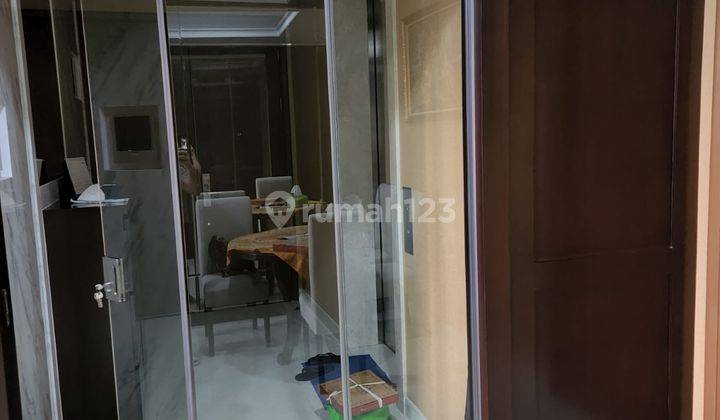 For sale condo 3br Private lift Taman Anggrek Residences Tanjung Duren Jakarta Barat Taman Anggrek Residences Apartemen 3 Kamar Tidur Sudah Renovasi Furnished 2