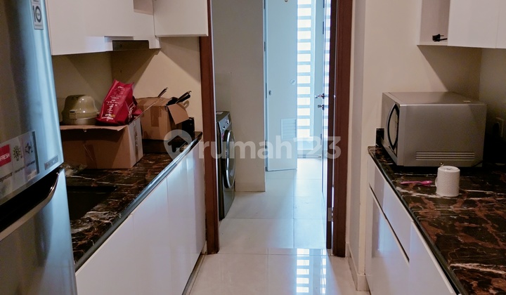 3Bedroom Full Furnish Siap Masuk Private Lift Taman Anggrek Residences Jakarta Barat 2