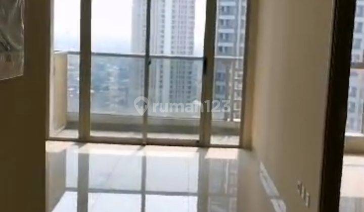 Jual murah dibawah modal condo Taman Anggrek Residences 2 Kamar Tidur Semi Furnished Baru 2