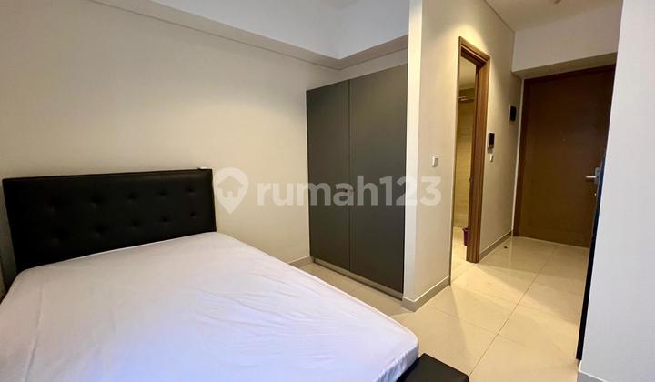 Studio Furnished Apartment Taman Anggrek Residences