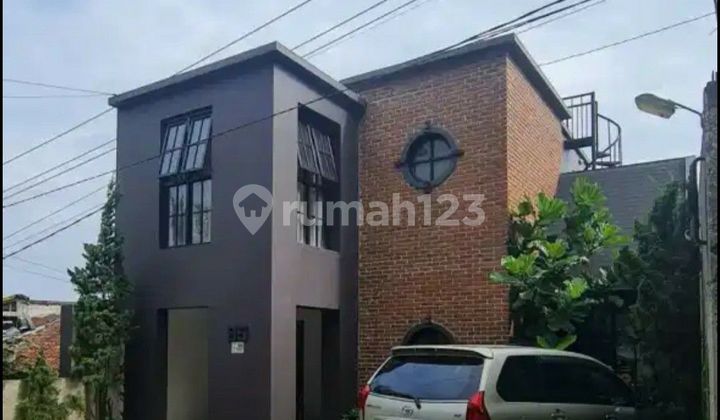 Rumah Estetik Bukit Pakar Dago