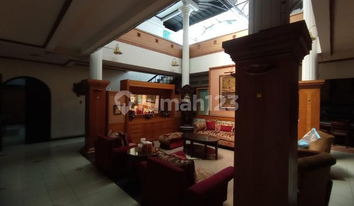 Lokasi Premium sayap Riau dekat gedung sate 2