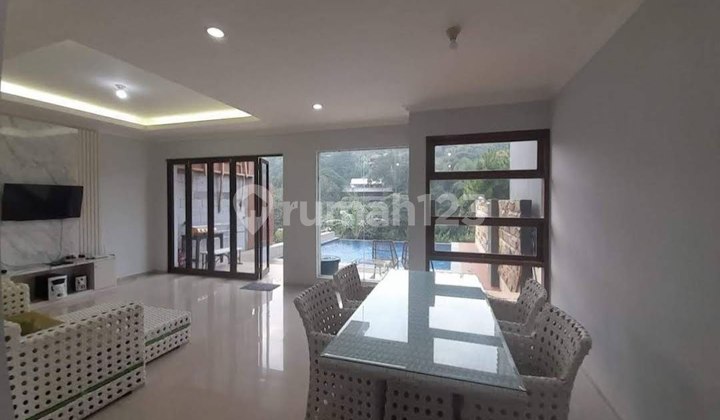 Rumah Villa mewah dago resort full furnish. private pool Rumah Villa mewah dago resort full furnish. private pool