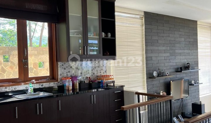 Rumah Lux Komplek Dago Resort. Lingkungan Asri 2