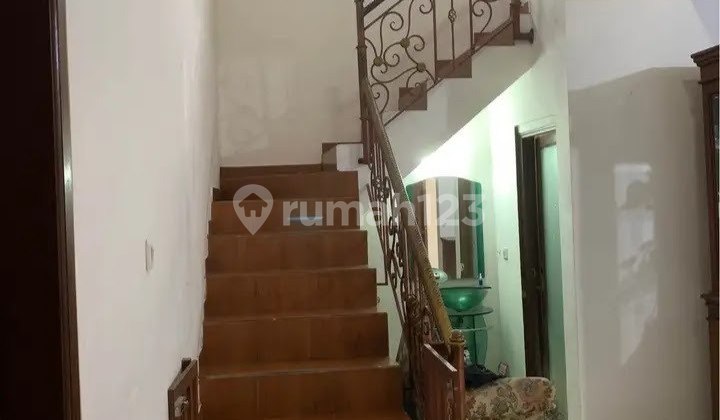 Dijual Rumah 2 Lantai Area Metro Margahayu Soekarno Hatta Kota Bandung Full Furnish 2