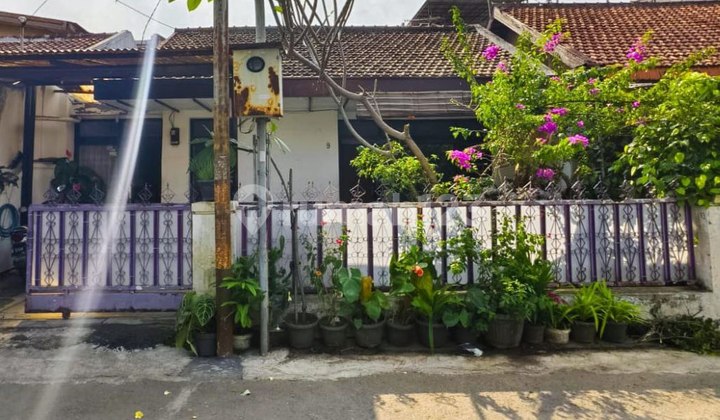 Rumah Dalam Komplek Sukaluyu Tengah Kota Akses Suci Surapati di Sukaluyu Banndung