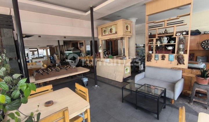 Strategic House in Gasibu and Telkom Area. for Residence or Cafe 2