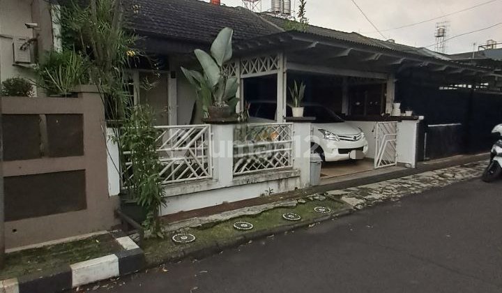Rumah Bagus Area Bkr Buahbatu. Lokasi Strategis Pusat Kota