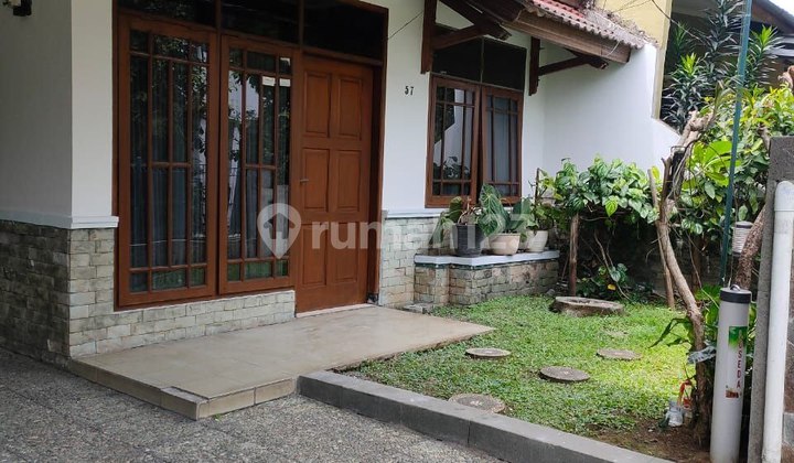 Rumah Bagus Dalam Komplek Antapani. One Gate System