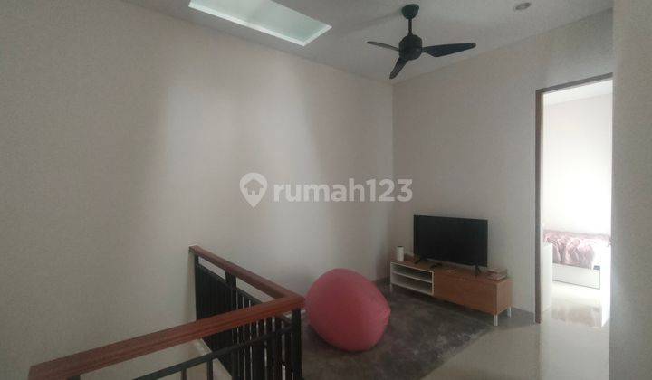 Rumah Baru Siap Huni Cluster Tropis Cluster One Gate System Jatiwaringin Dekat Tol Jakarta Timur 10