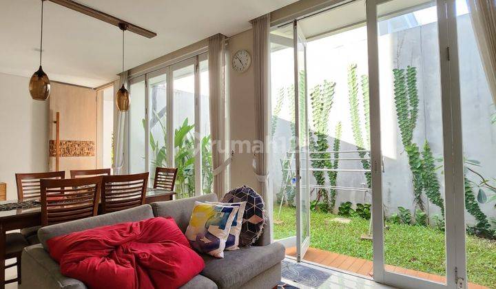 Rumah Modern Tropis Semi Furnished Di Setu Cipayung Jakarta Timur 10