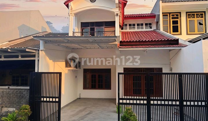 Quick Sale Fully Renovated 2-Story House in Strategic Pondok Bambu Location