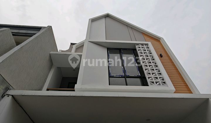 Rumah Baru Dalam Komplek Tenang Di Pondok Bambu Jakarta Timur  2