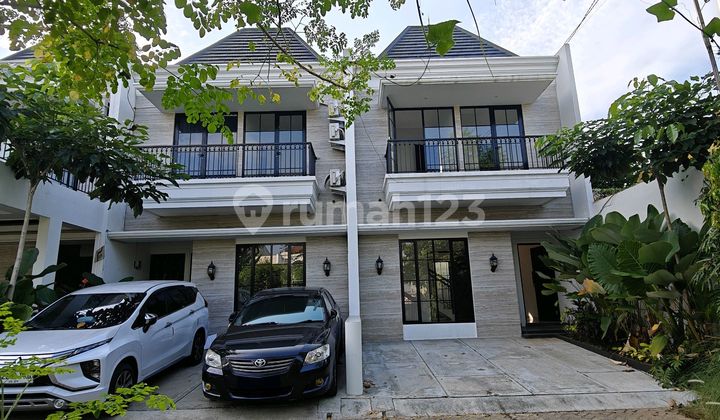 Ready 1 Rumah Baru Desain Classic Modern Dalam Cluster Jatiwaringin Kota Bekasi 1