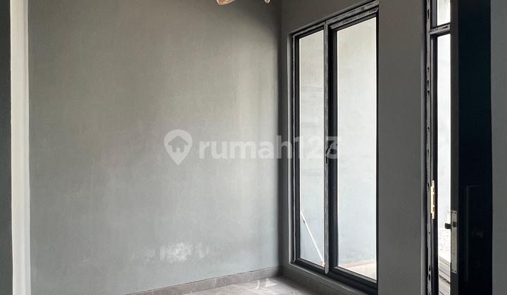 Rumah mewah dsain bali modern siap huni dekat ke tol di jtibening 2