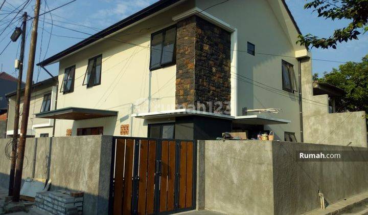 Dijual Rumah Baru Mewah Siap Huni di Petukangan Pesanggrahan Jakarta Selatan  1
