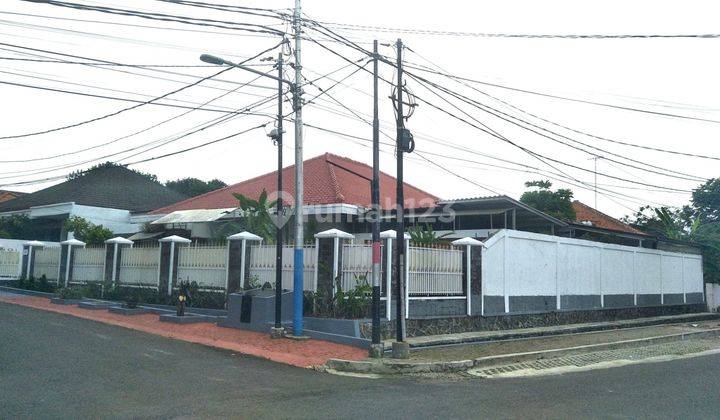 Dijual Rumah Mewah Sudah Renovasi di Jatiwaringin Jakarta Timur 2