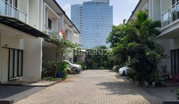 Dijual Rumah Mewah Strategis Dalam Townhouse di Kebagusan 2