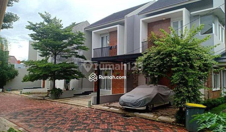 Dijual Rumah Mewah Strategis di Pangkalan Jati Jatiwaringin 1