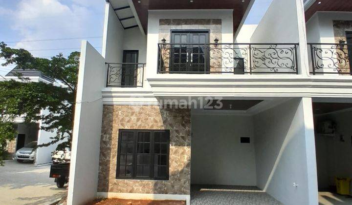 Dijual Rumah Murah 2 Lantai Lokasi Strategis di Cimanggis Depok 2