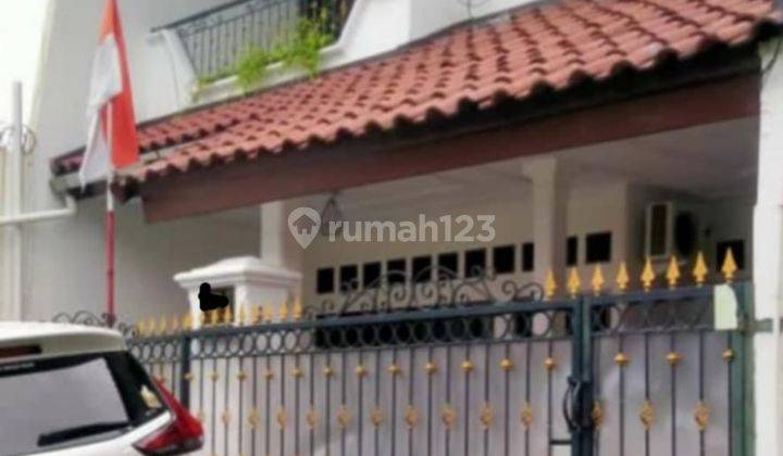 Dijual Cepat Rumah Murah 2 Lantai Strategis di Pondok Kelapa 2