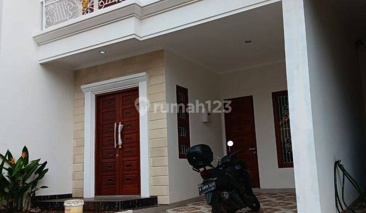 Dijual Rumah Murah Dalam Komplek Besar di Setu Cipayung 2