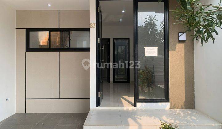 Rumah Murah Modern Siap Huni 2 Lantai Dalam Cluster di Cilangkap 2