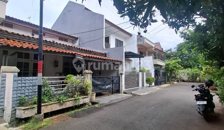 Rumah Murah siap huni dalam komplek di Billymoon pondok kelapa