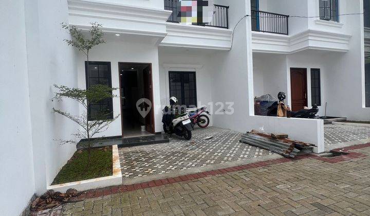 Rumah Mewah siap huni pinggir jalan utama akses tol di jatiwarna  2