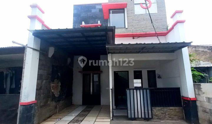 Rumah Murah Siap Huni 2 Lantai Lokasi Strategis di Pondok Kelapa 1