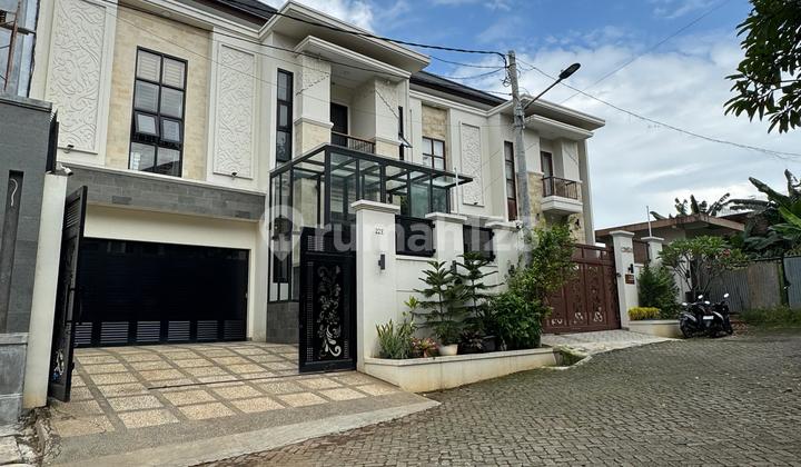 Rumah Mewah Strategis Siap Huni di Lebak Bulus Jakarta Selatan