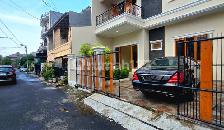 Price Drop for Newly Built, Ready-to-Occupy 2-Story Strategic House in Rawamangun 2