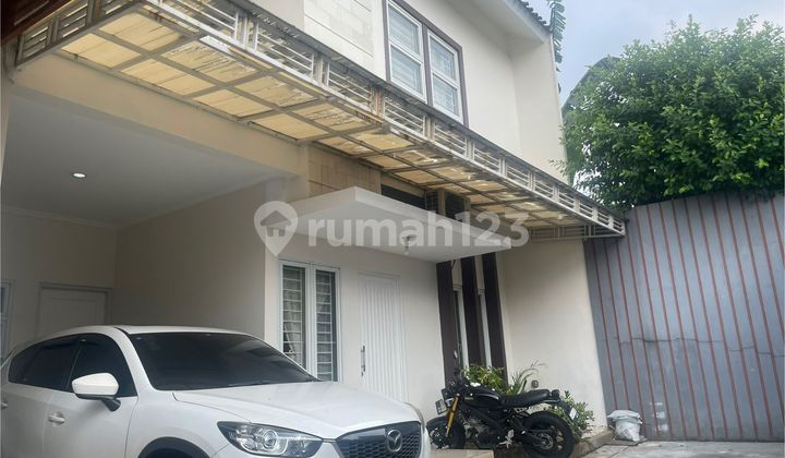 Rumah Secondary siap huni 2 Lantai di Duren Sawit Jakarta Timur 2
