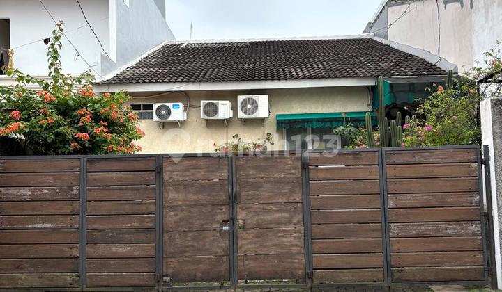 Turun Harga Rumah Bagus Siap Huni di Cireundeu Tangerang Selatan 2