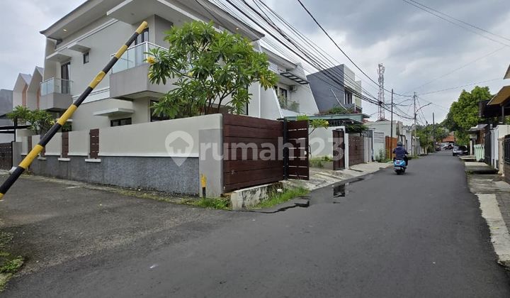 Rumah Baru Non Komplek Posisi Hook Siap Huni di Duren Sawit 2